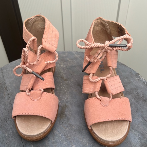 Sorel - Joaine Lace Peach Salmon Suede Wedges 7.5 - Picture 1 of 9